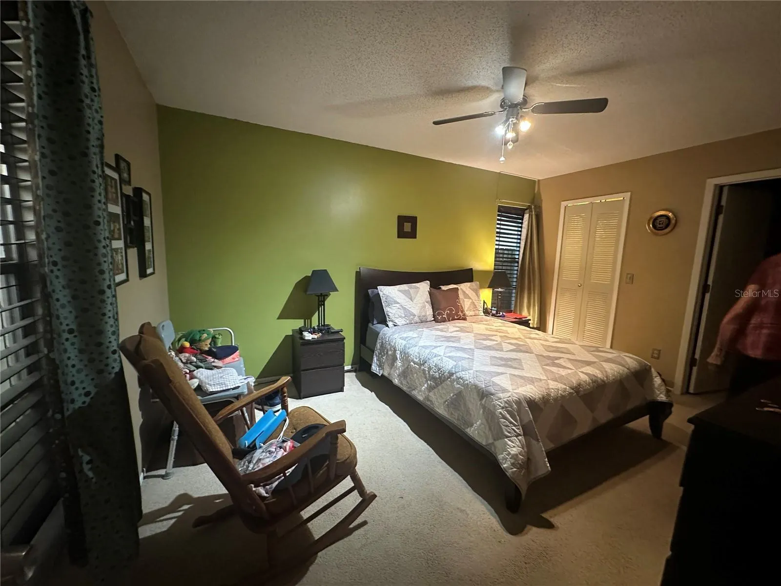751 OAK MANOR CIR