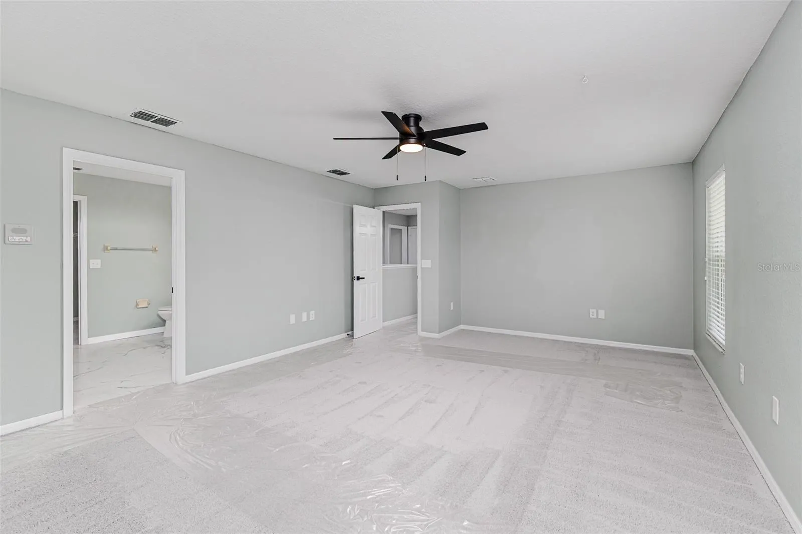 818 SUMMER GLEN DR