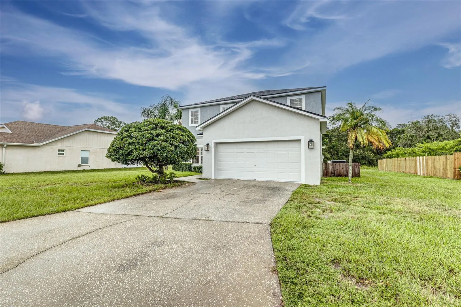 818 SUMMER GLEN DR