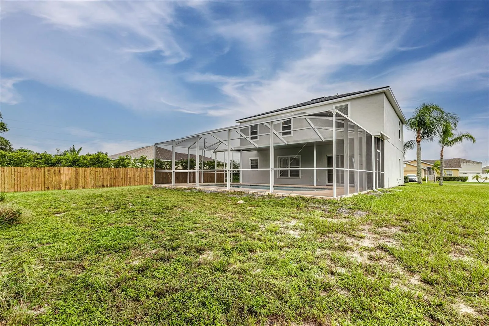 818 SUMMER GLEN DR
