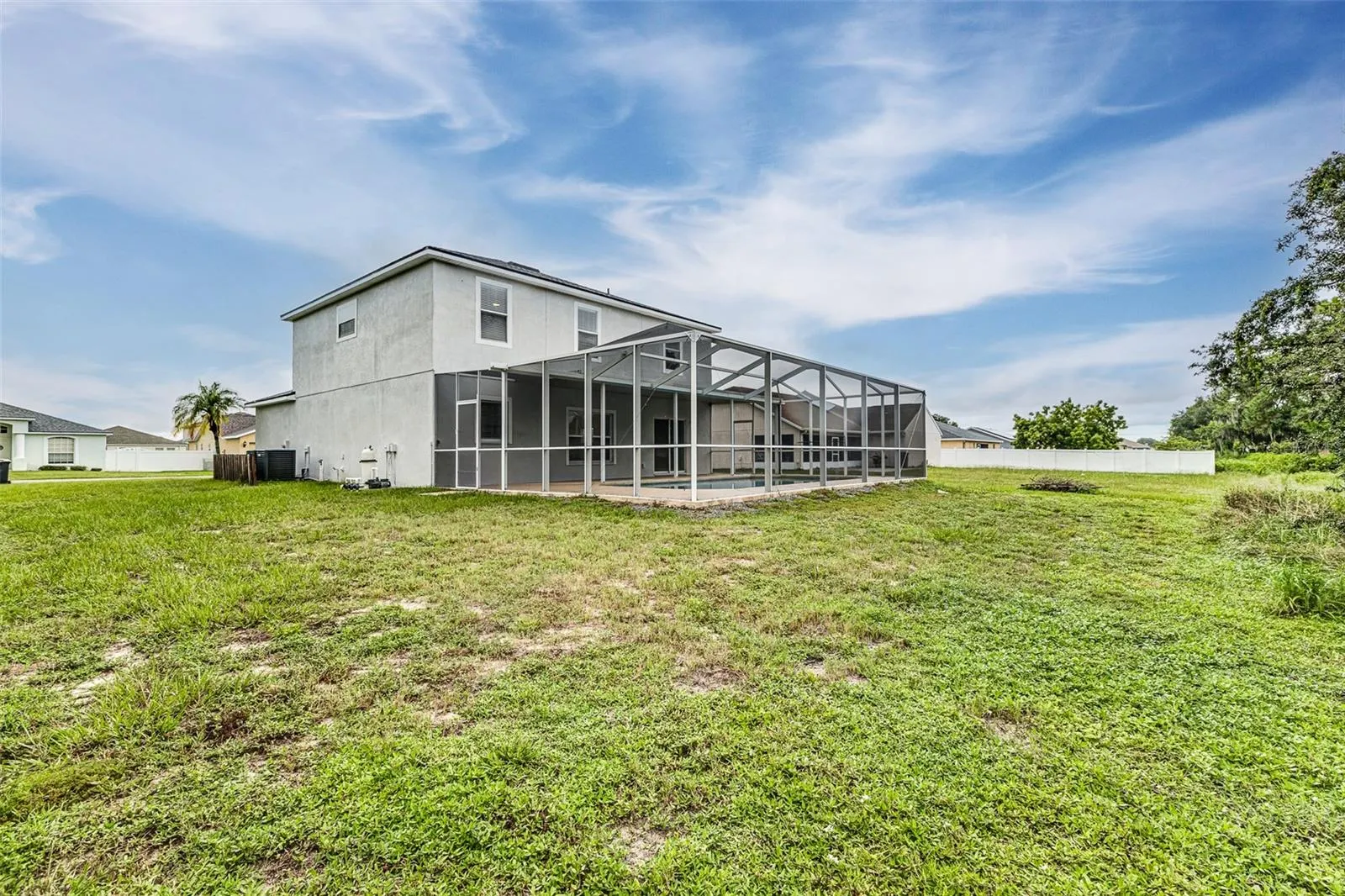 818 SUMMER GLEN DR