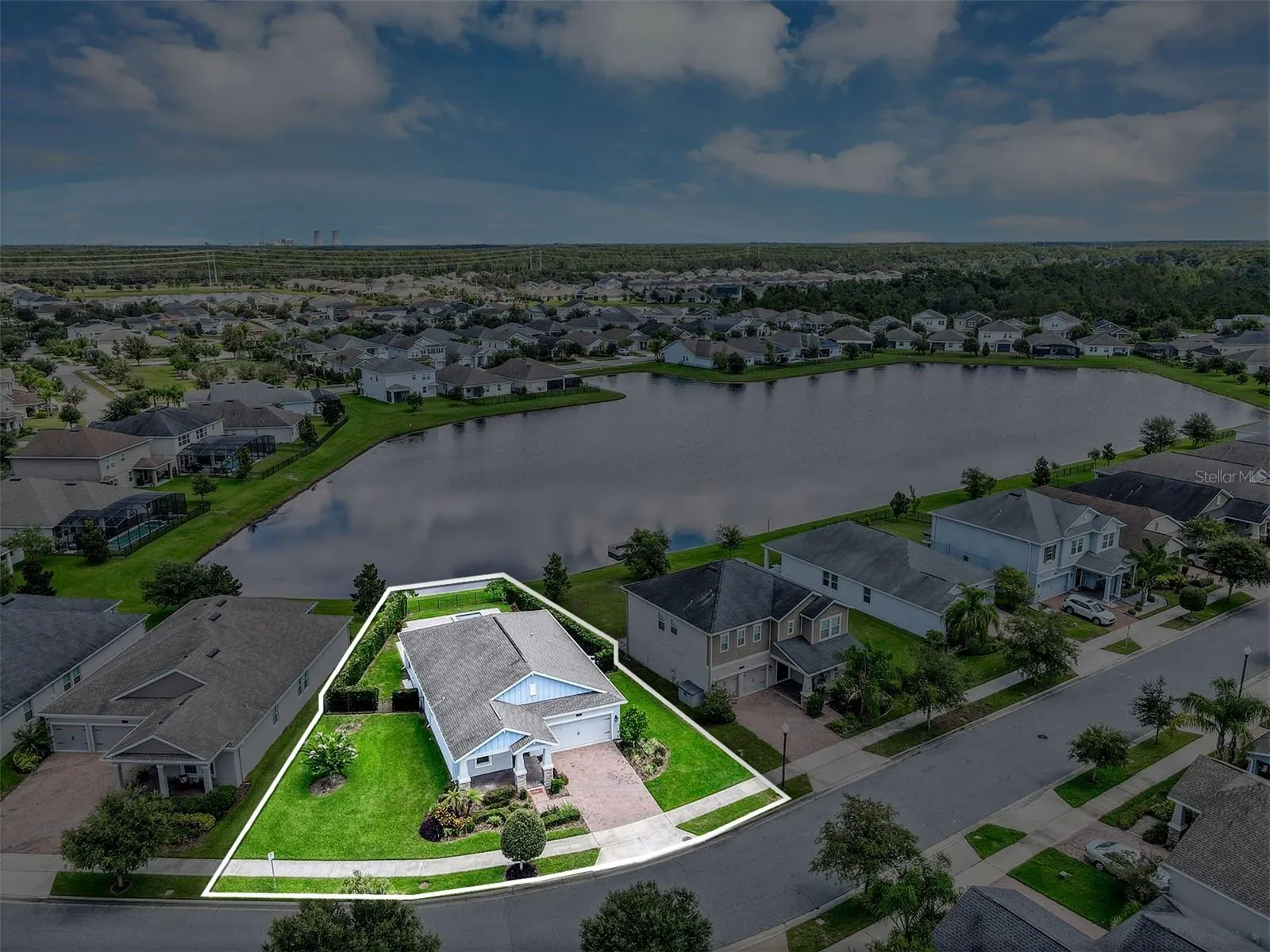 10193 LOVEGRASS LN