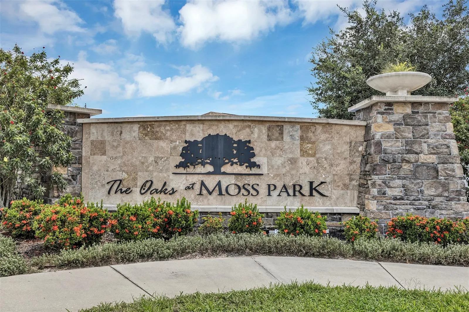 10193 LOVEGRASS LN