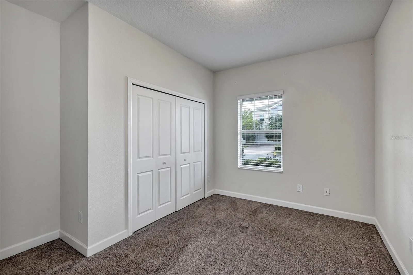 10193 LOVEGRASS LN