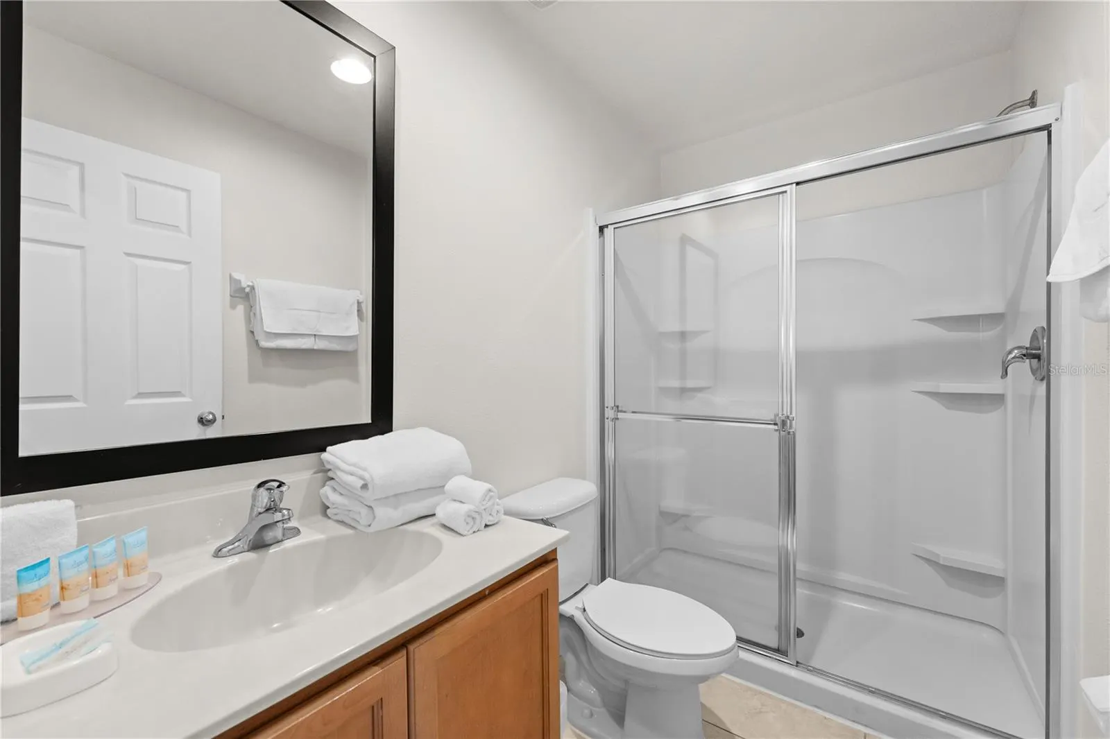 3047 WHITE ORCHID RD