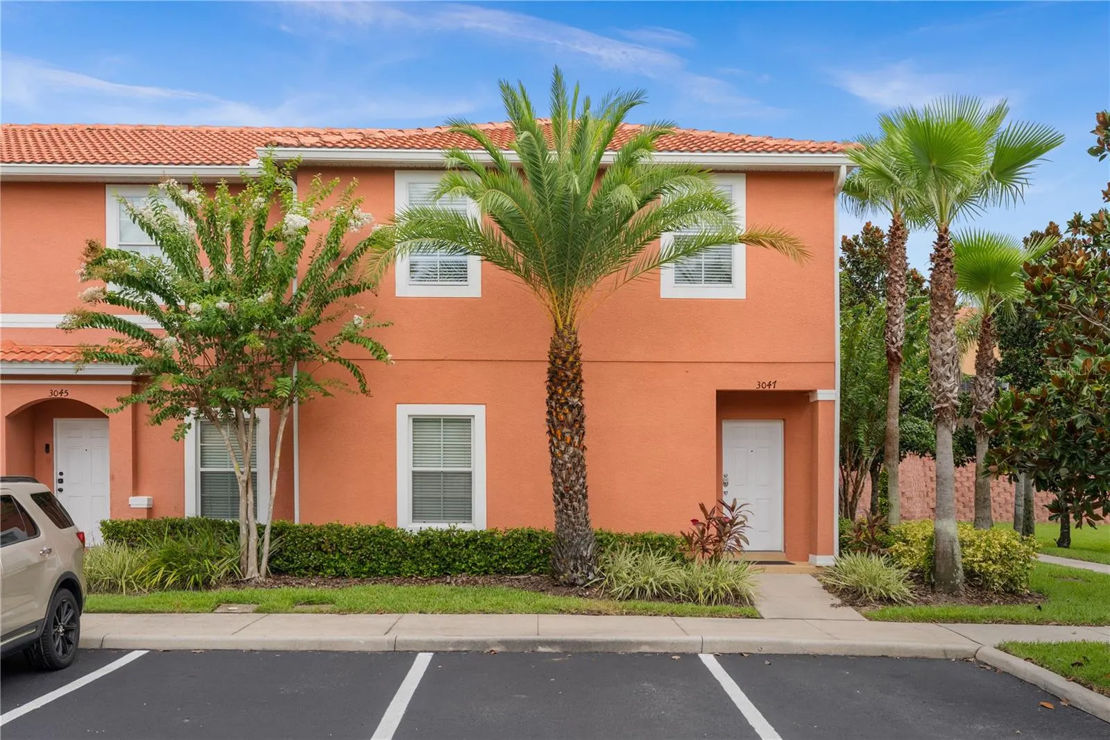 3047 WHITE ORCHID RD