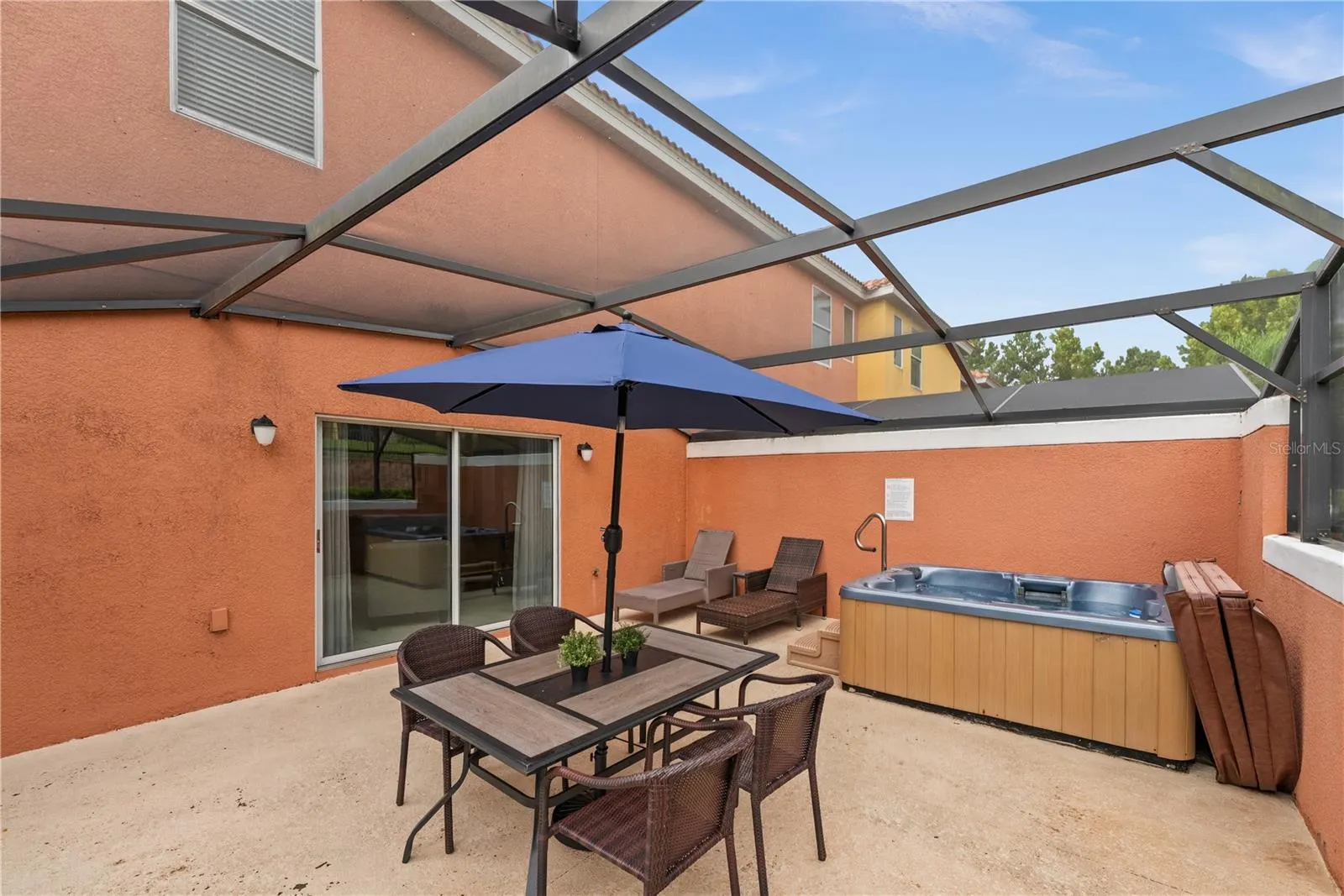 3047 WHITE ORCHID RD