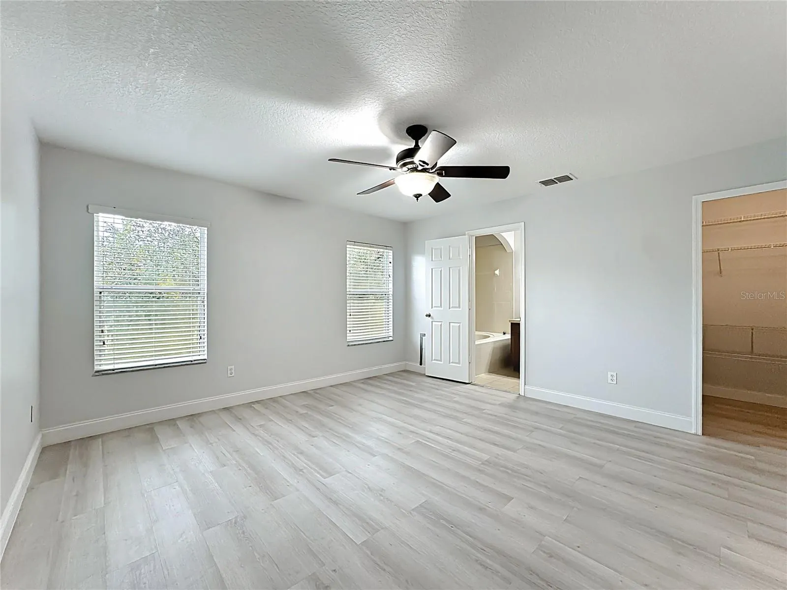11907 GREAT COMMISSION WAY
