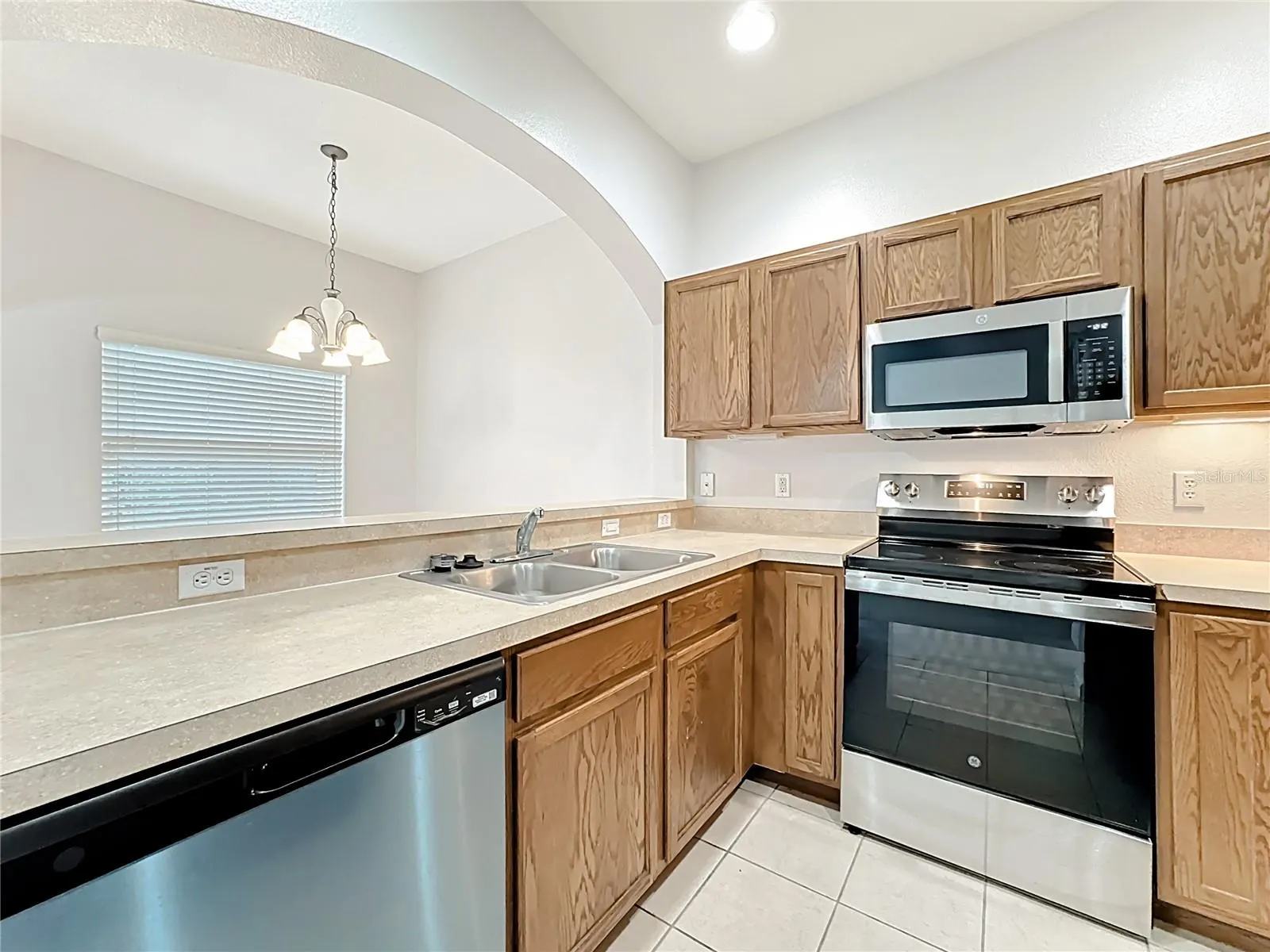 11907 GREAT COMMISSION WAY