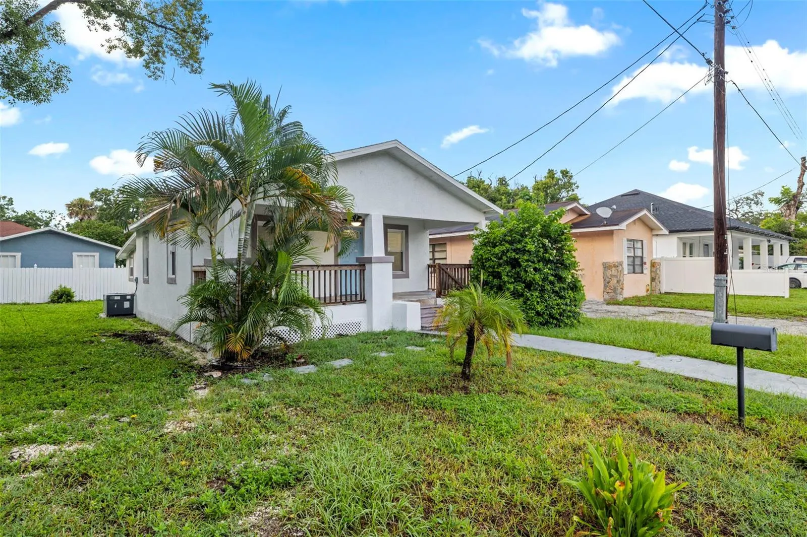 502 E CLUSTER AVE