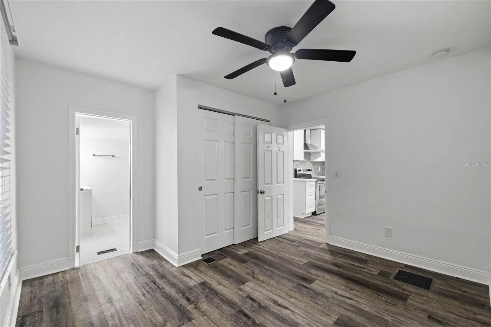 502 E CLUSTER AVE