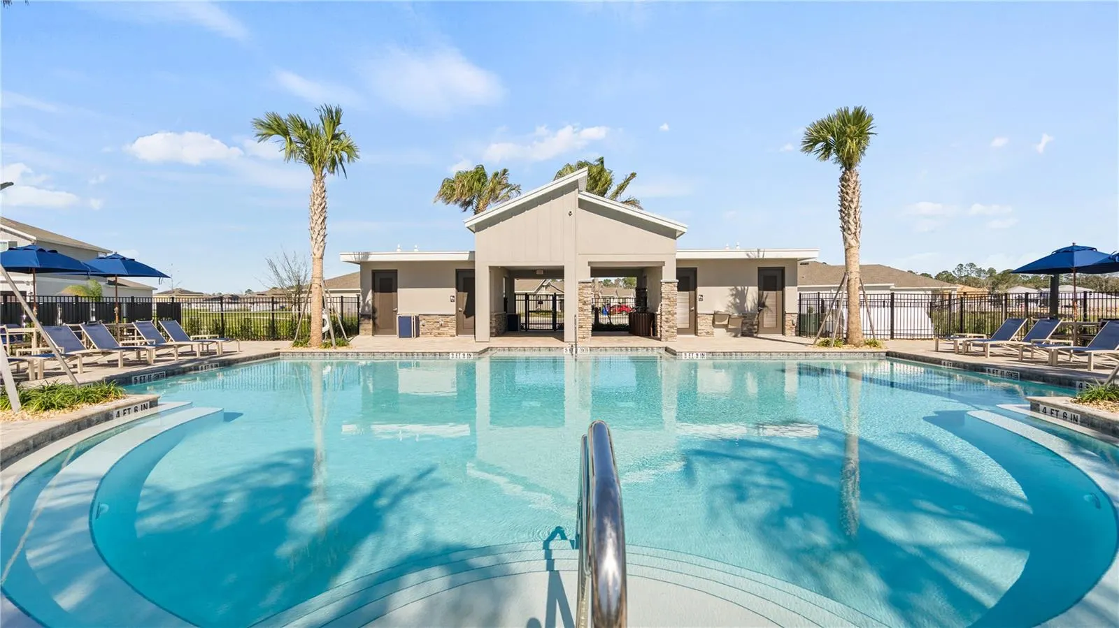 1486 LOXLEY TRL
