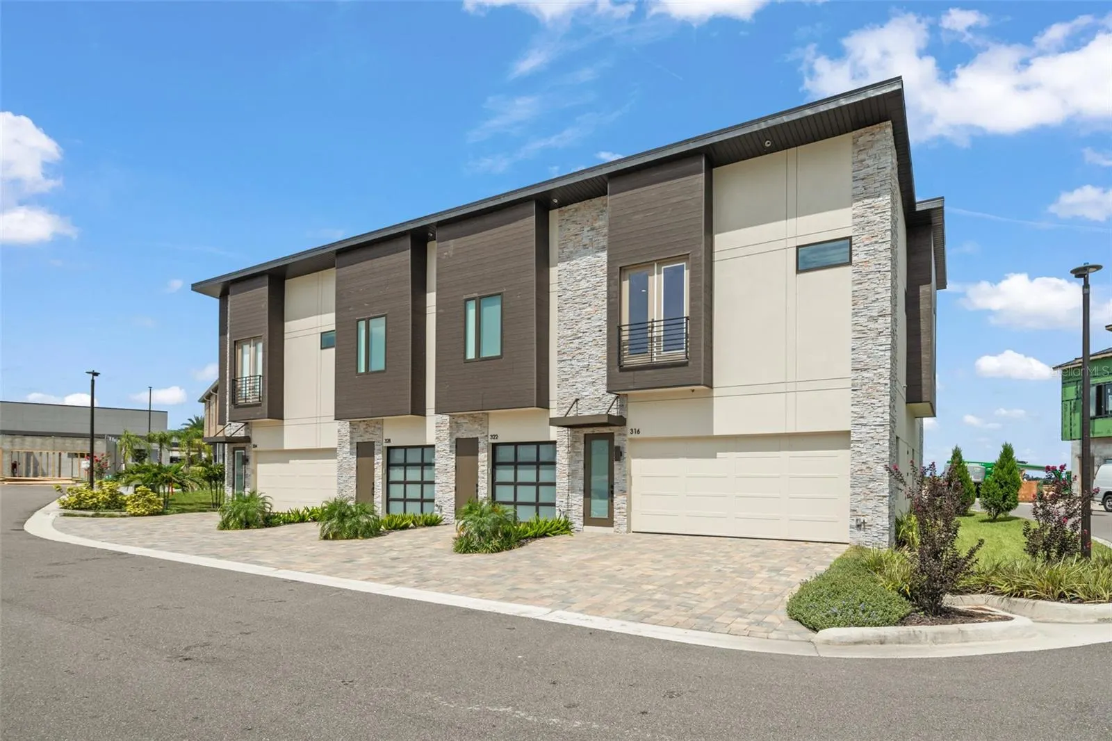 316 CHICANE CIR #11, #11