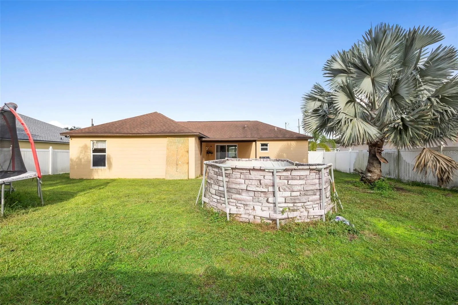 1319 DUNBARTON CT