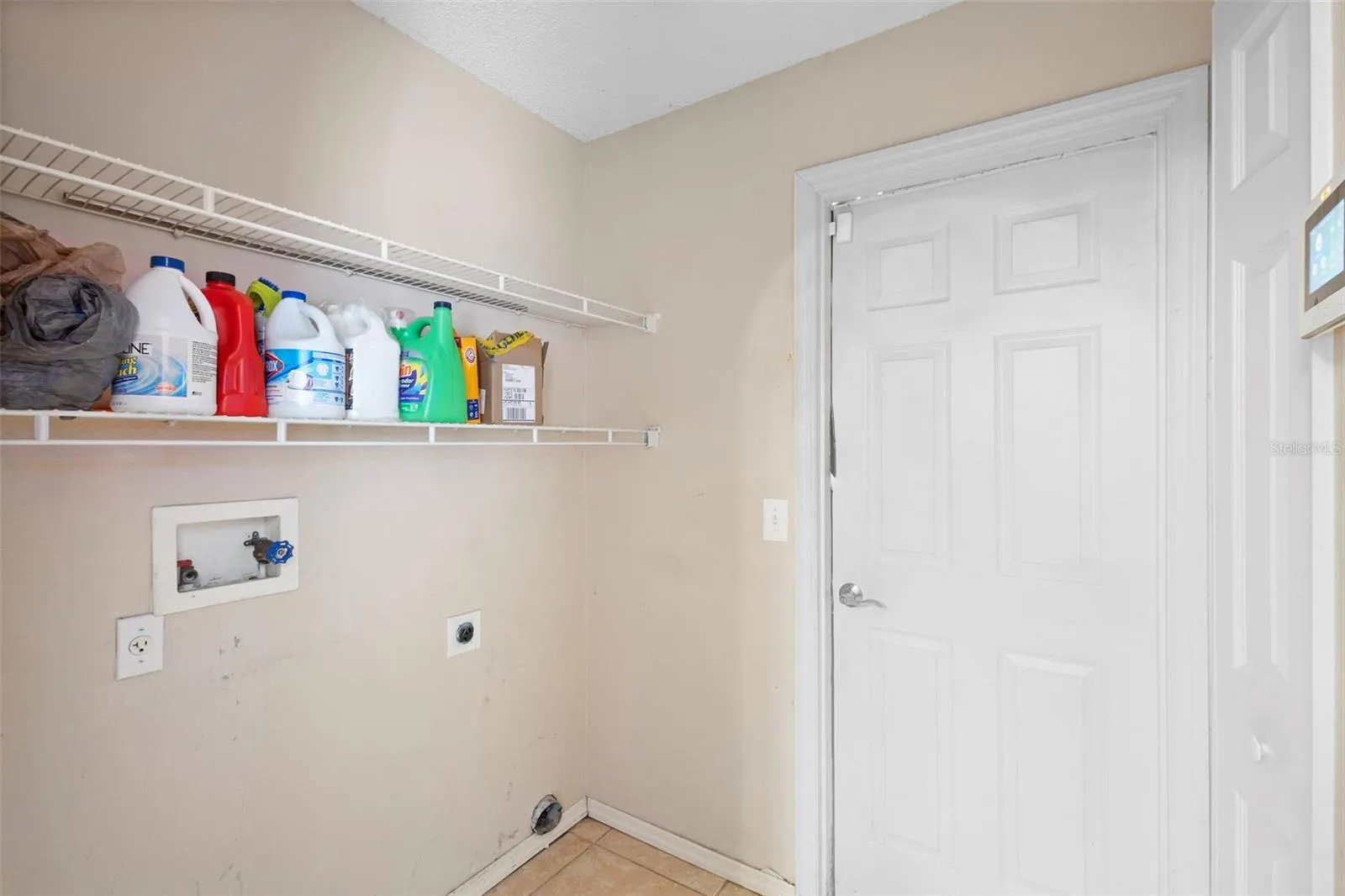 1319 DUNBARTON CT