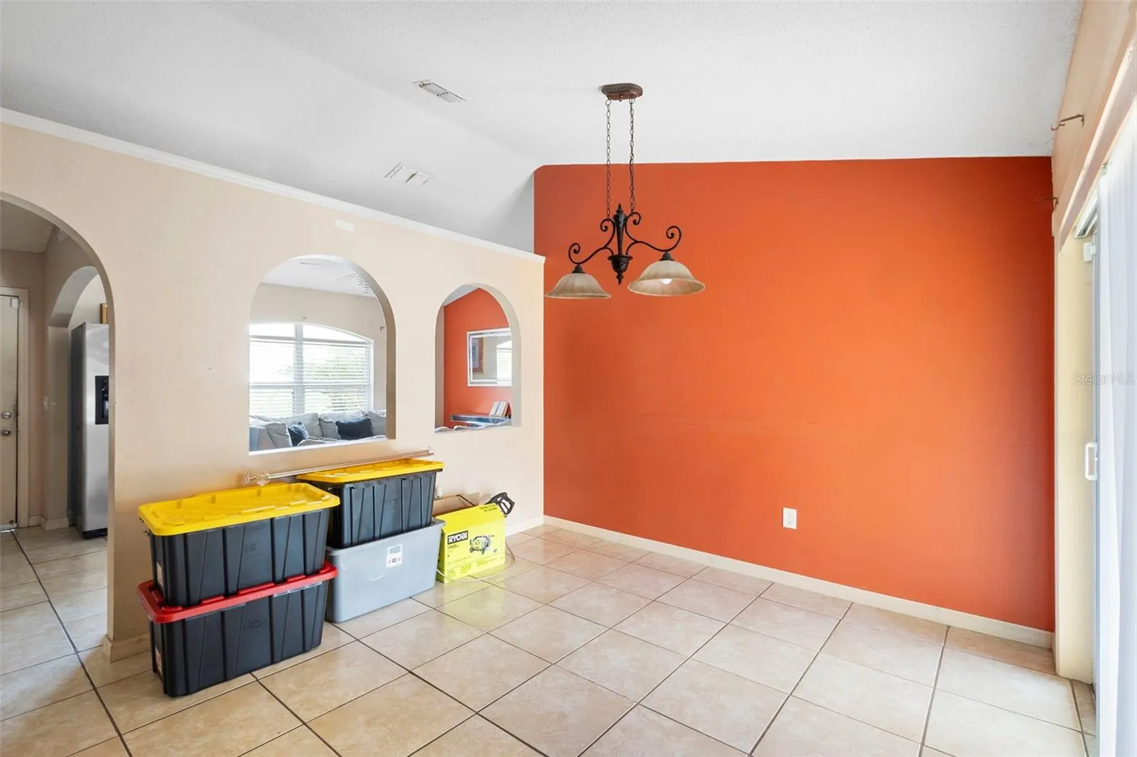 1319 DUNBARTON CT