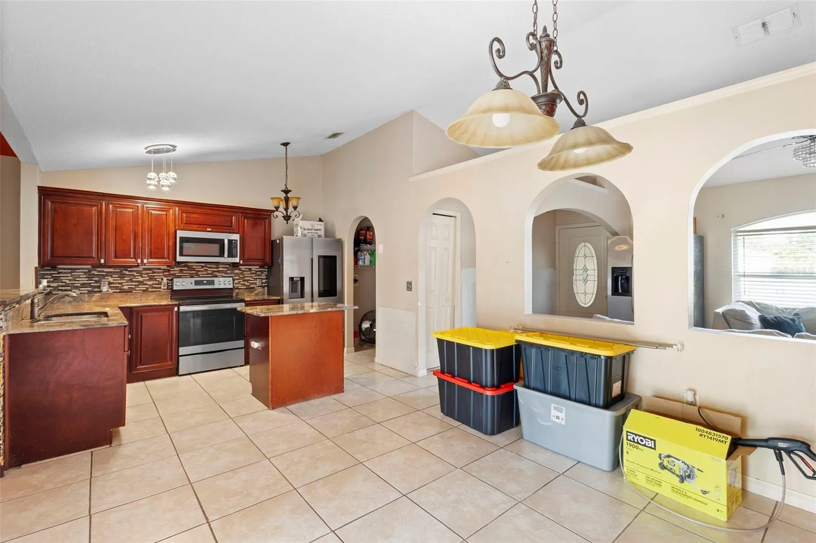 1319 DUNBARTON CT