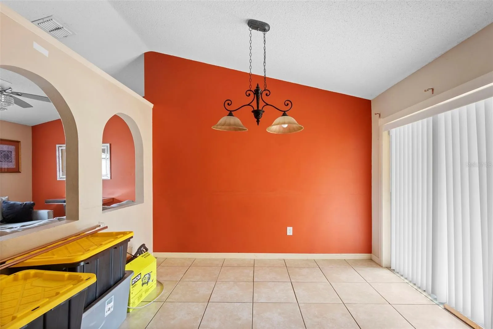 1319 DUNBARTON CT