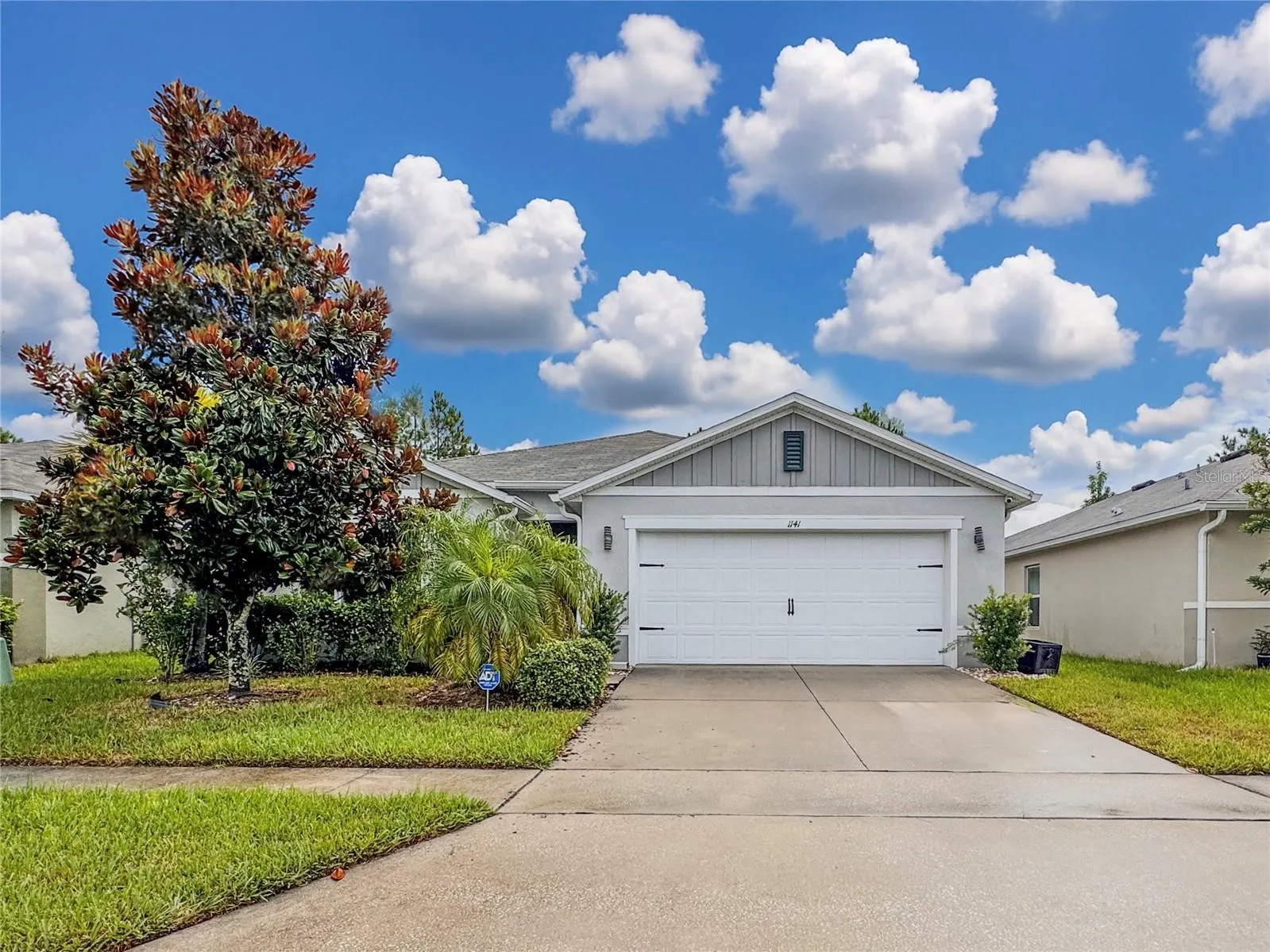 1141 AUGUSTUS DR