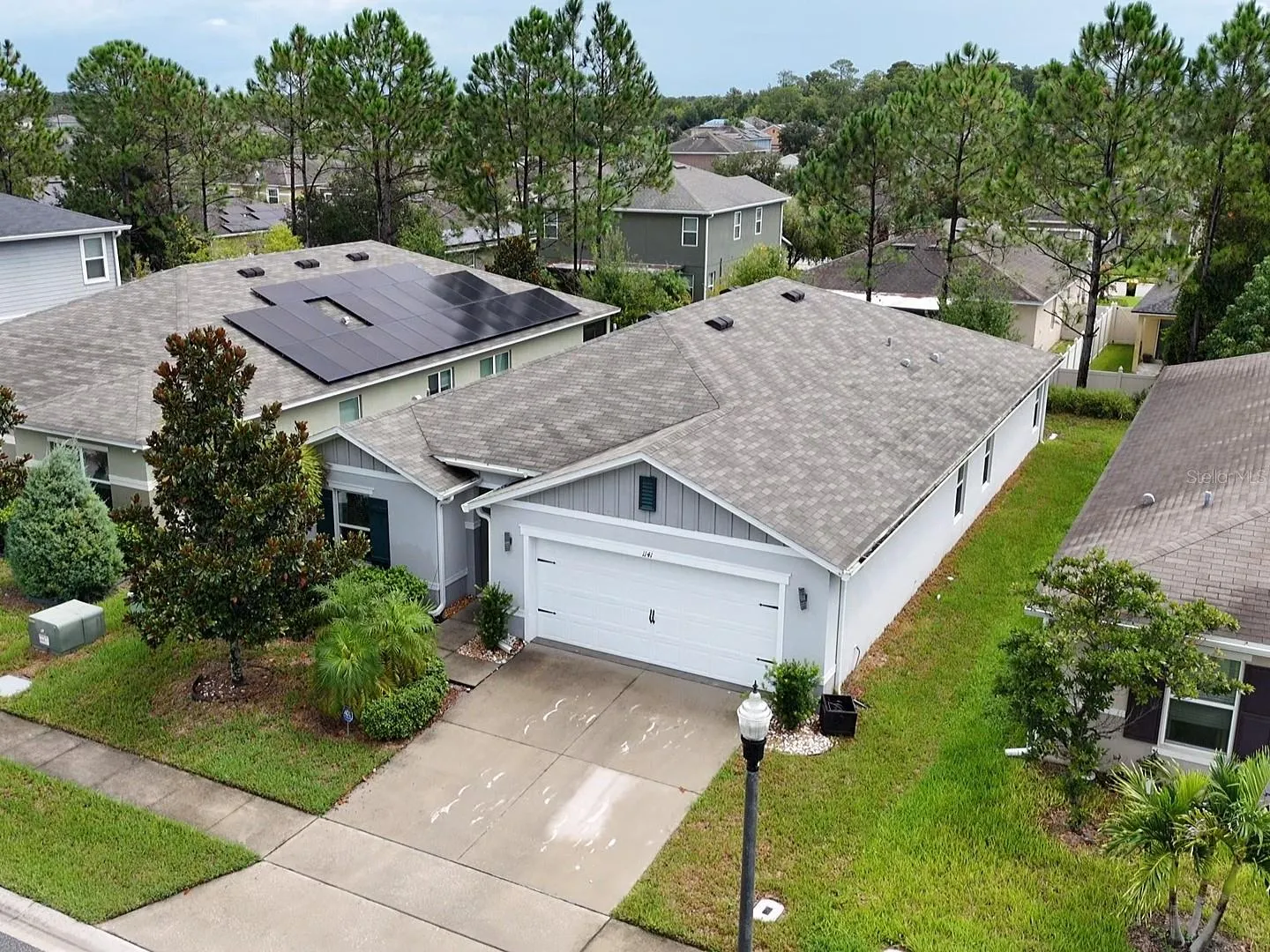 1141 AUGUSTUS DR