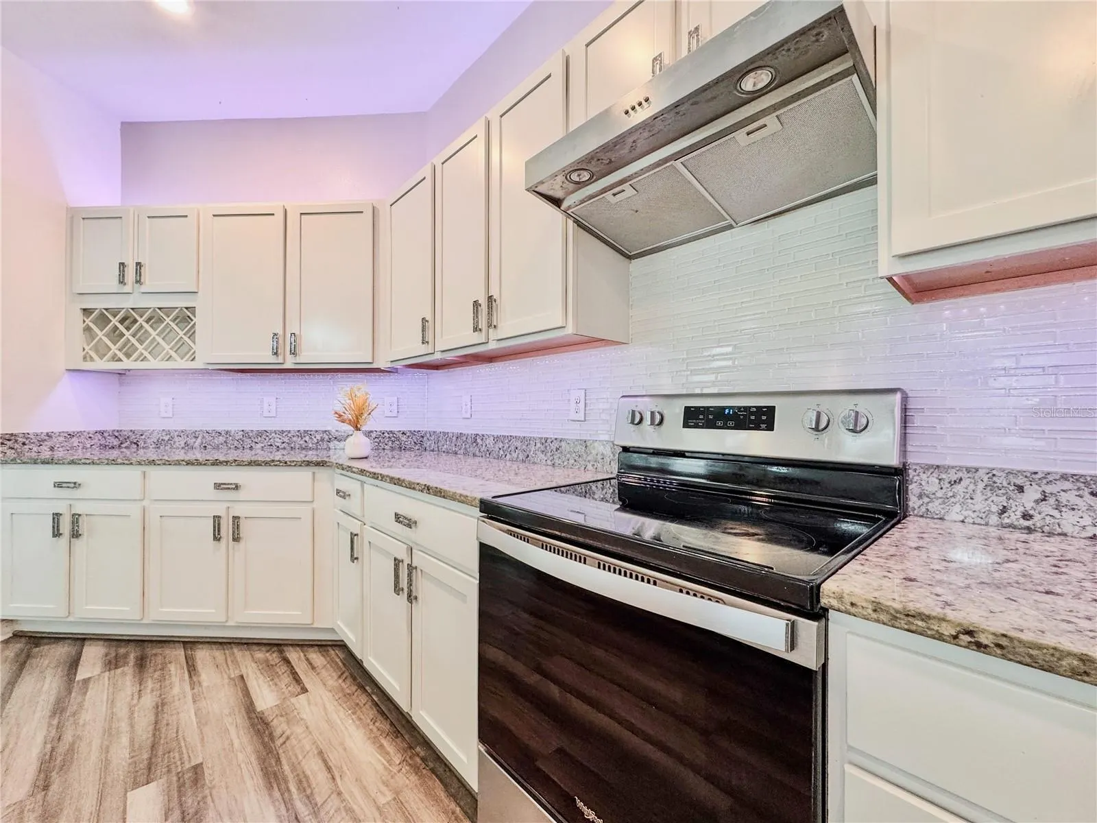 1141 AUGUSTUS DR