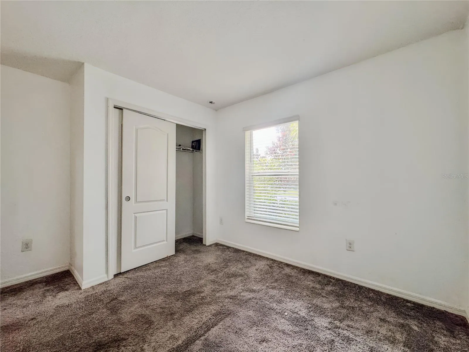 1141 AUGUSTUS DR