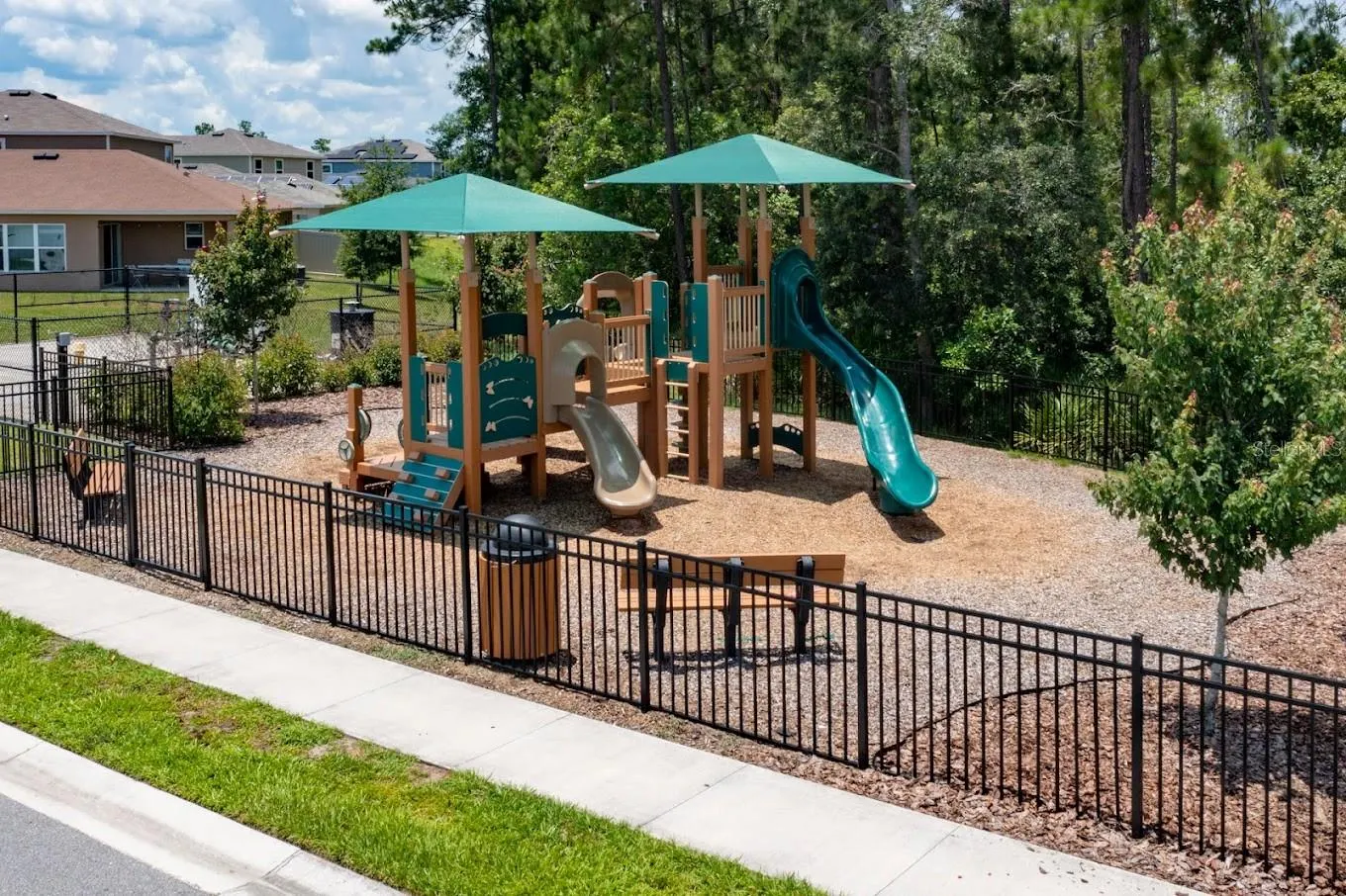 1397 SAWGRASS HAMMOCK LN