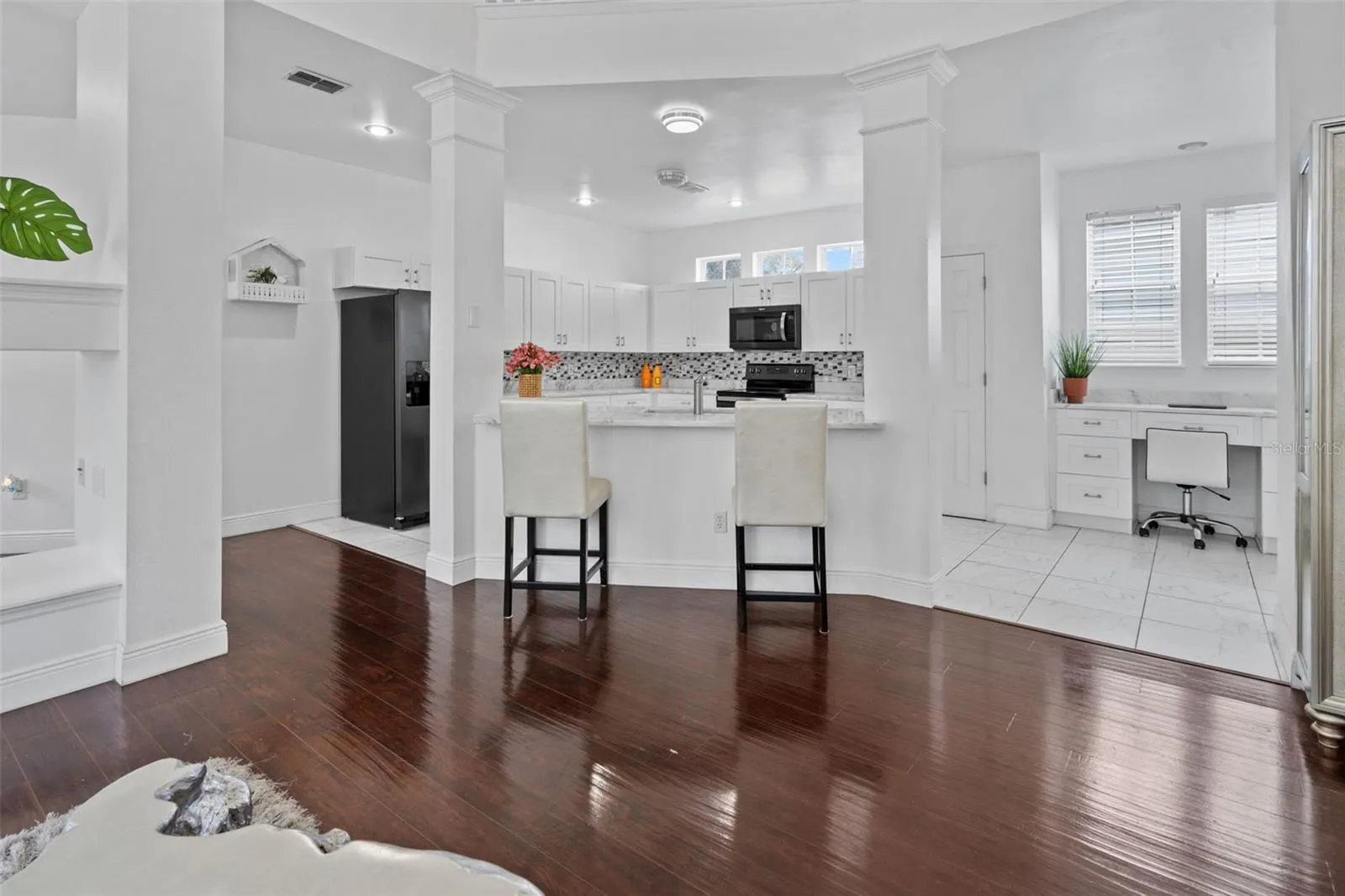 205 NORFOLK PL