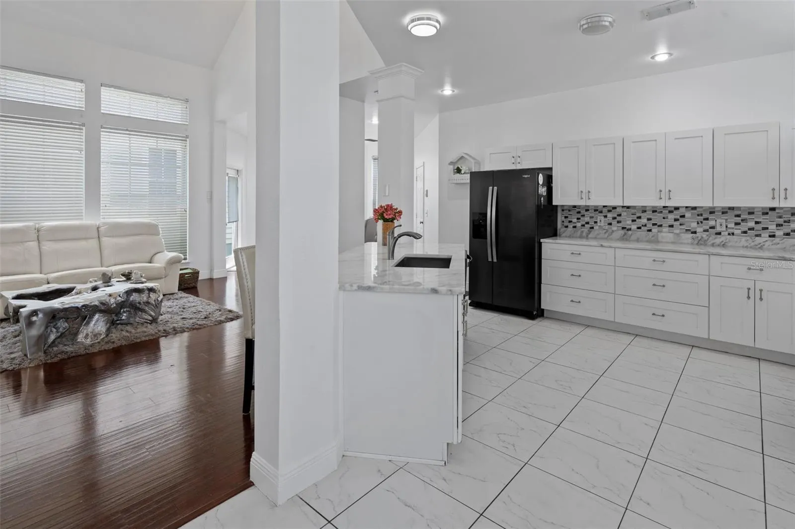 205 NORFOLK PL