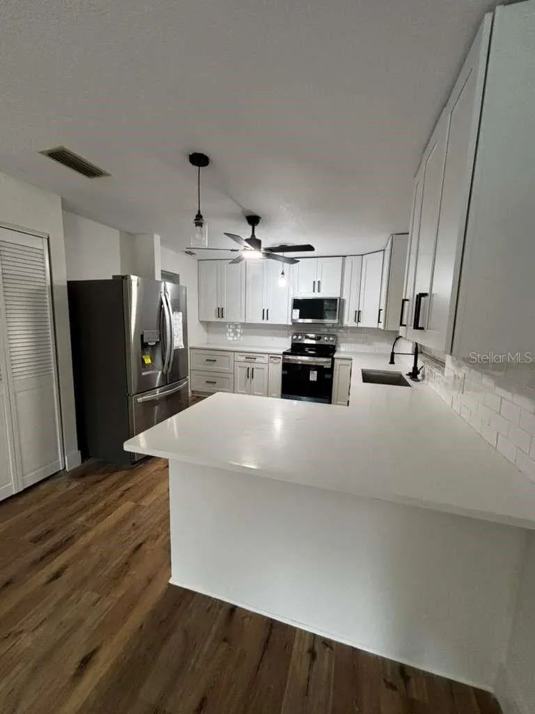 3521 SILVER OAK CT