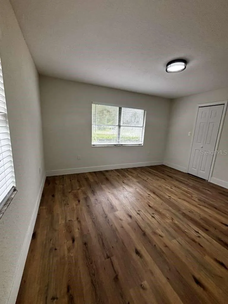 3521 SILVER OAK CT