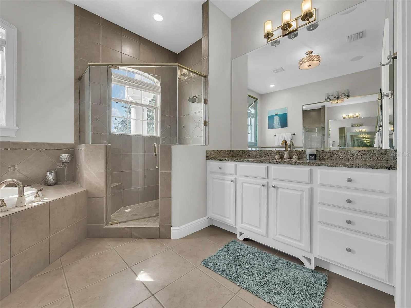 1231 RADIANT ST