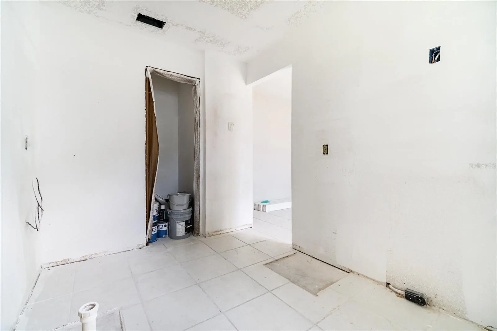 443 WYOMING AVE