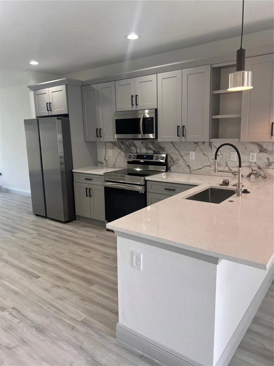 416 BEDLINGTON CT