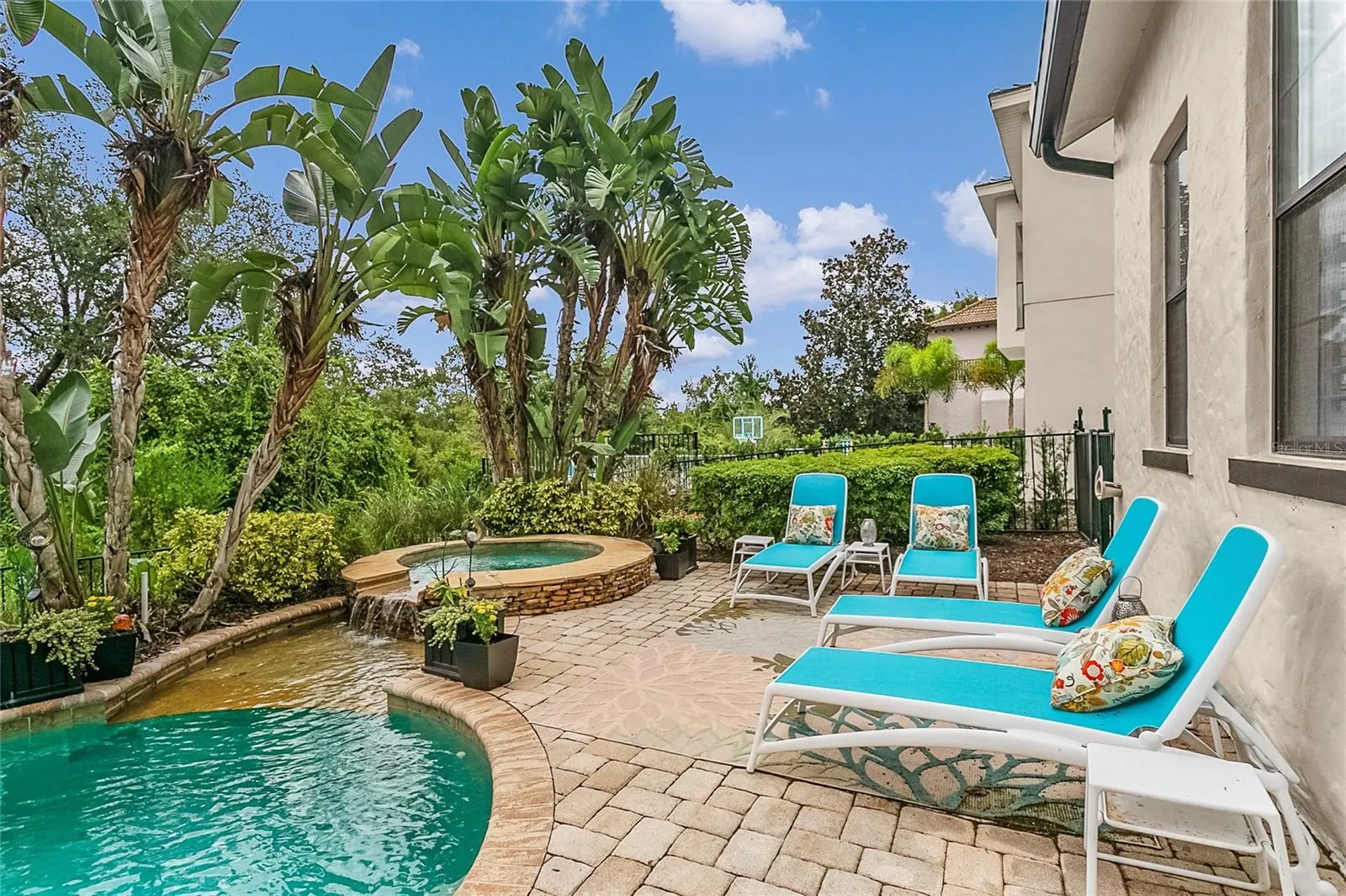 610 MUIRFIELD LOOP