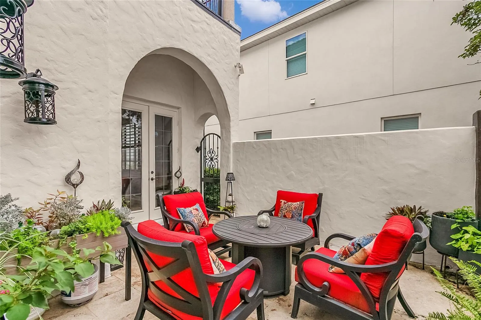 610 MUIRFIELD LOOP