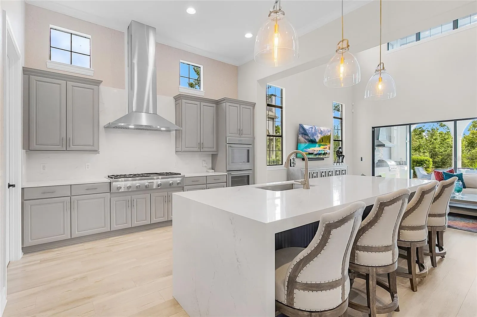 610 MUIRFIELD LOOP