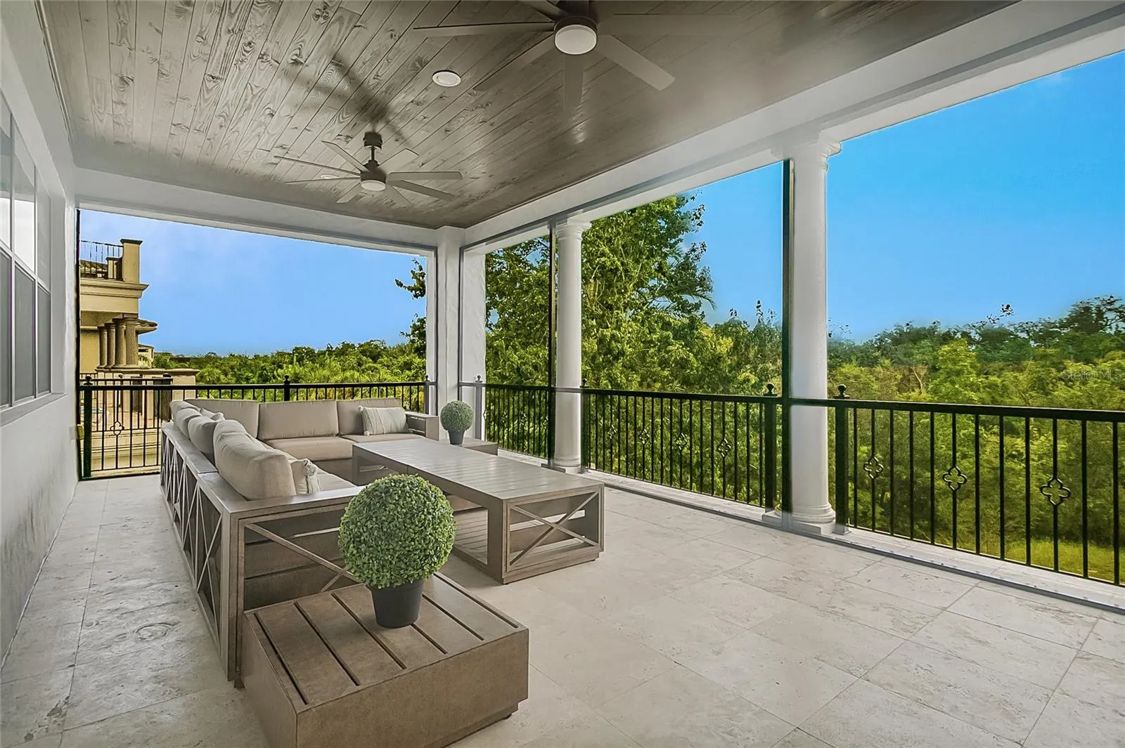 610 MUIRFIELD LOOP