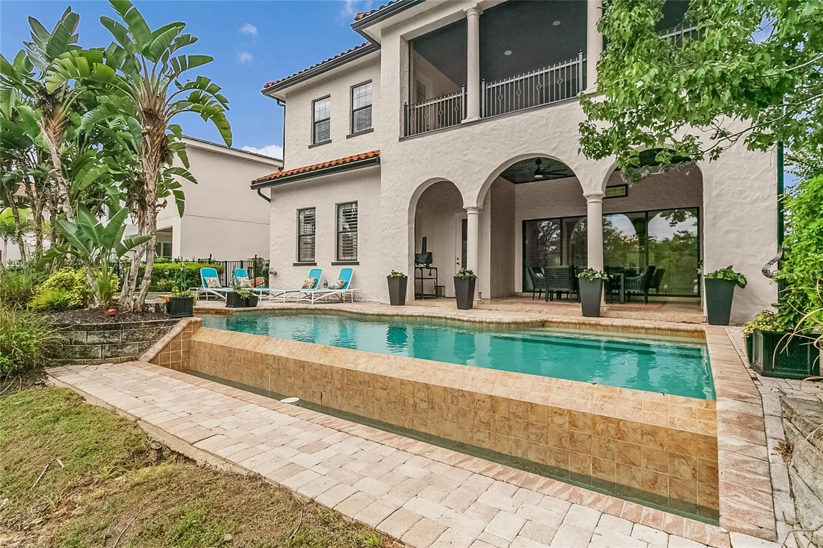 610 MUIRFIELD LOOP