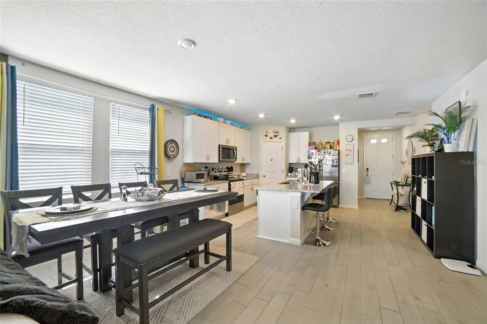 1248 OAK VALLEY DR