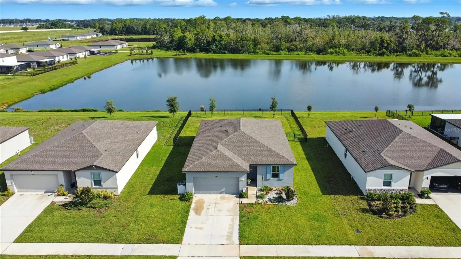 1248 OAK VALLEY DR
