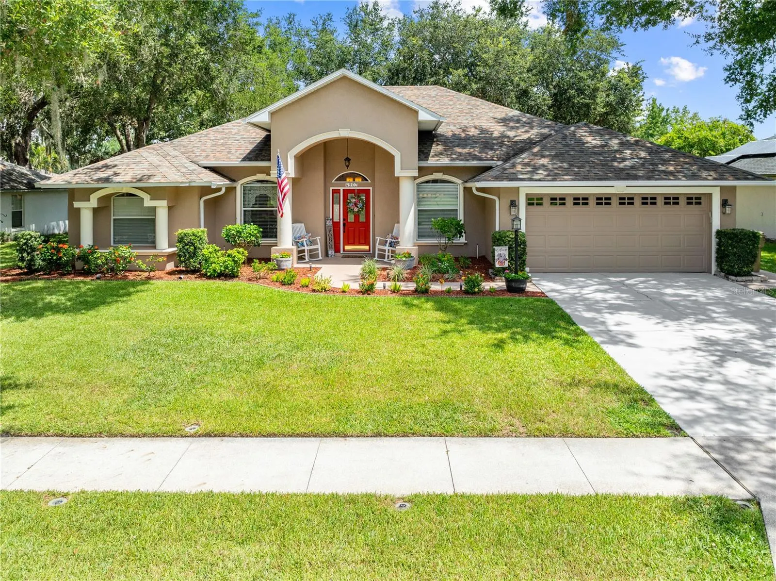4907 RAYLENE WAY