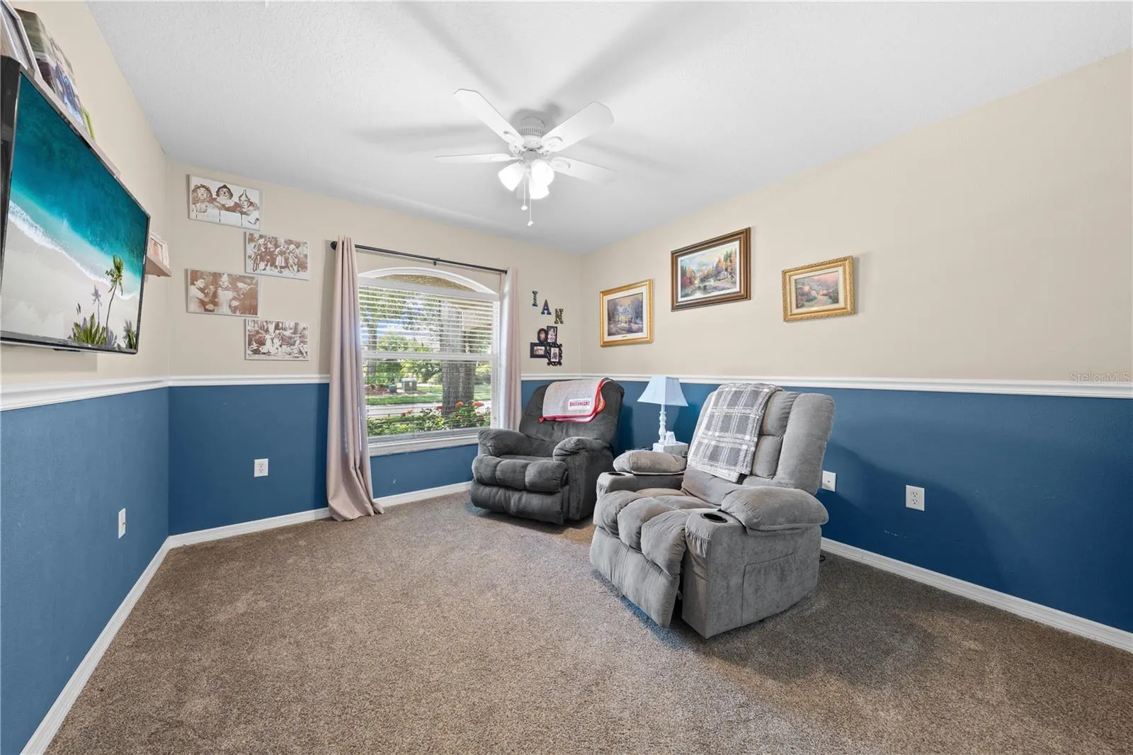 4907 RAYLENE WAY