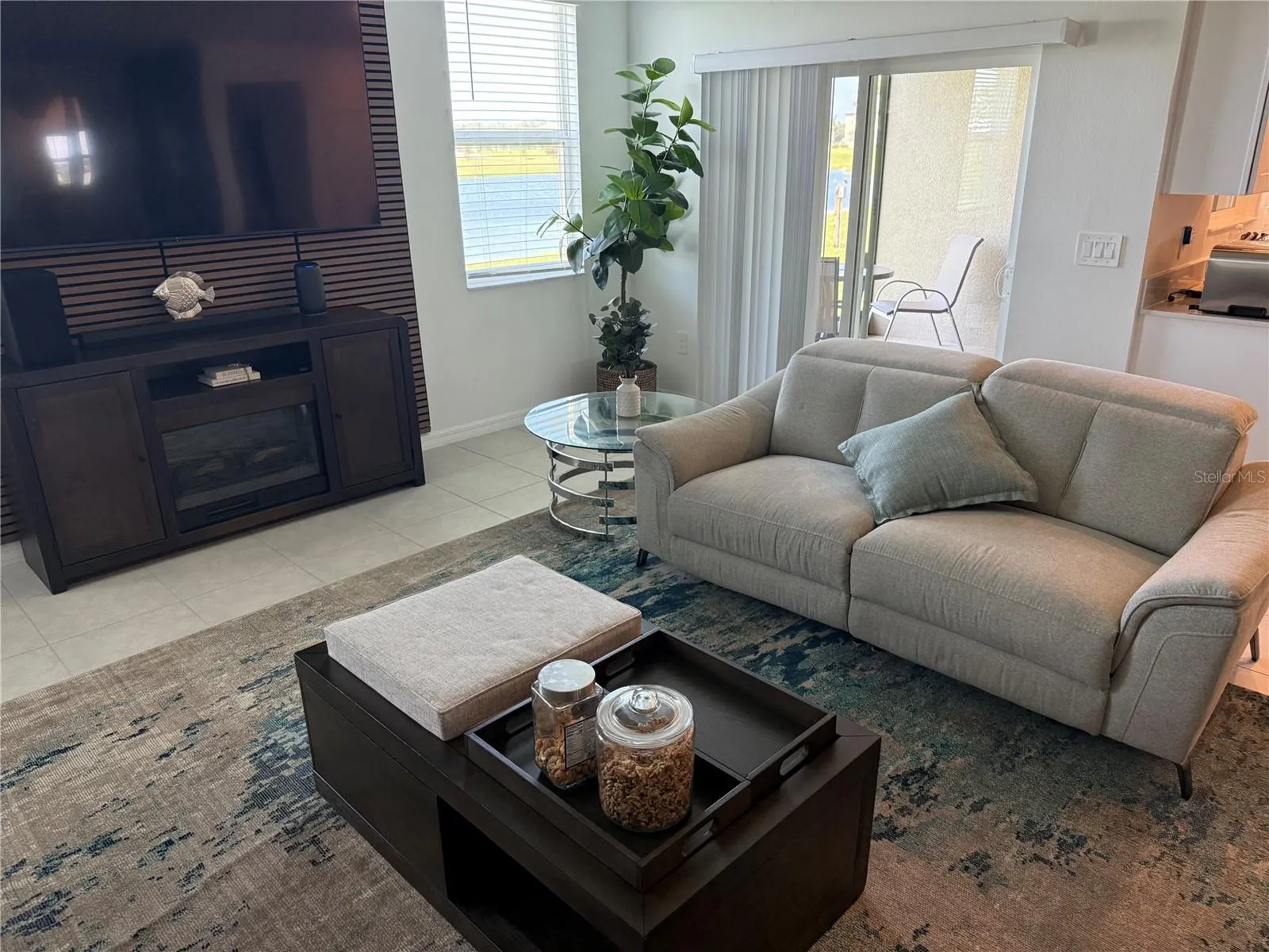 9276 BONITA MAR DR