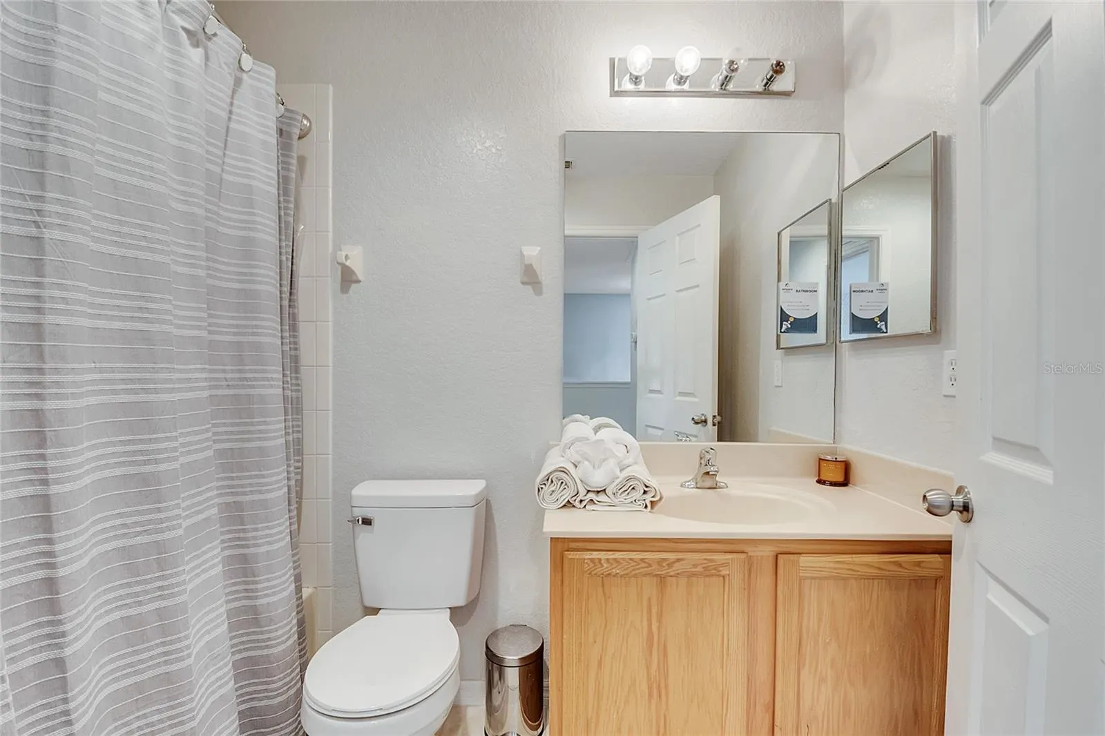 2713 BUSHMAN DR