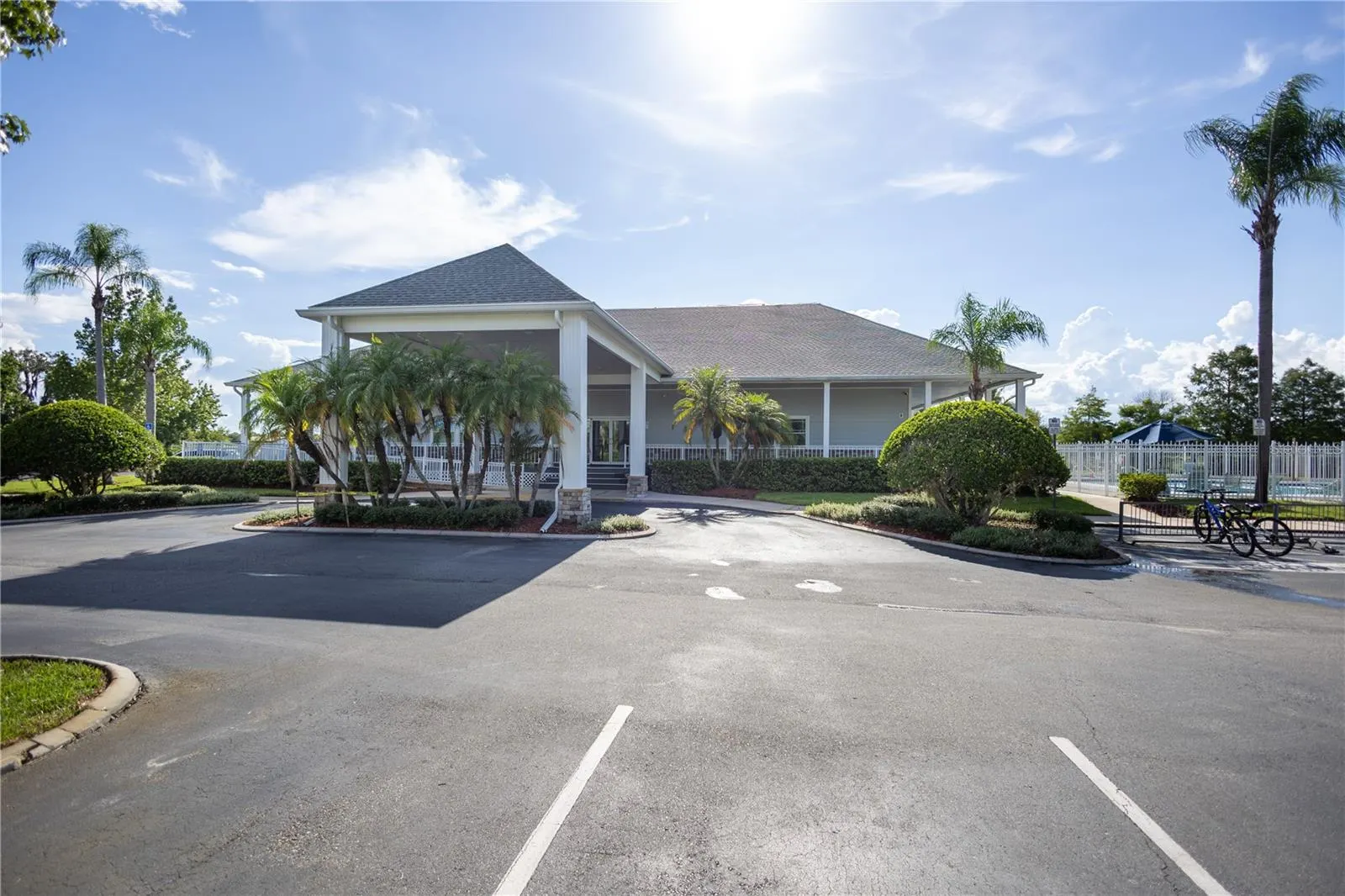 2902 CAROLINE VICTORIA CT
