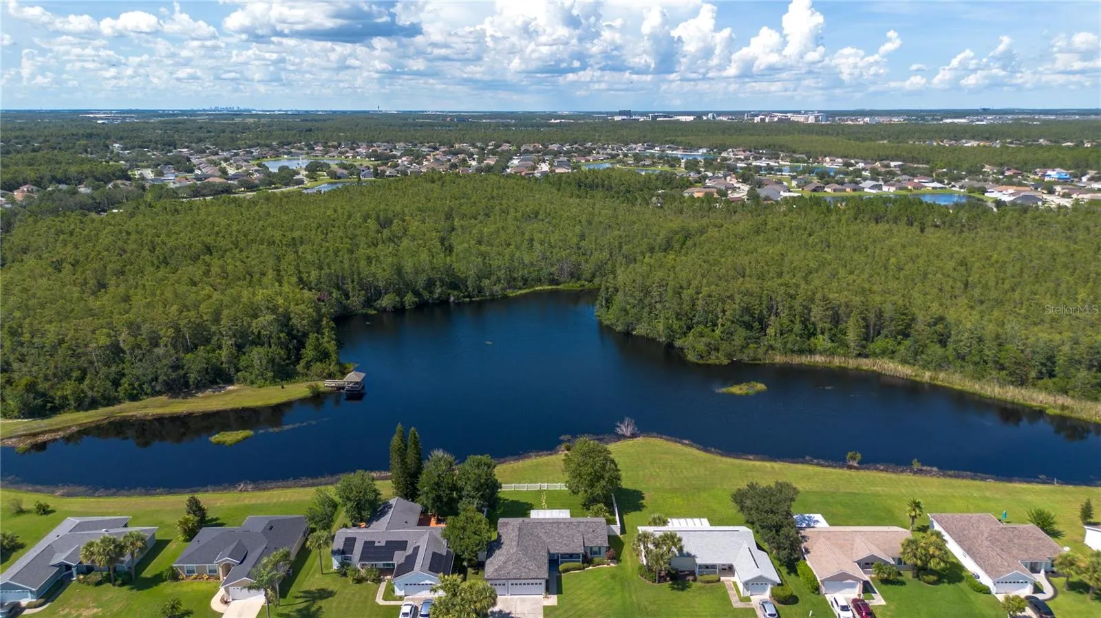 2902 CAROLINE VICTORIA CT