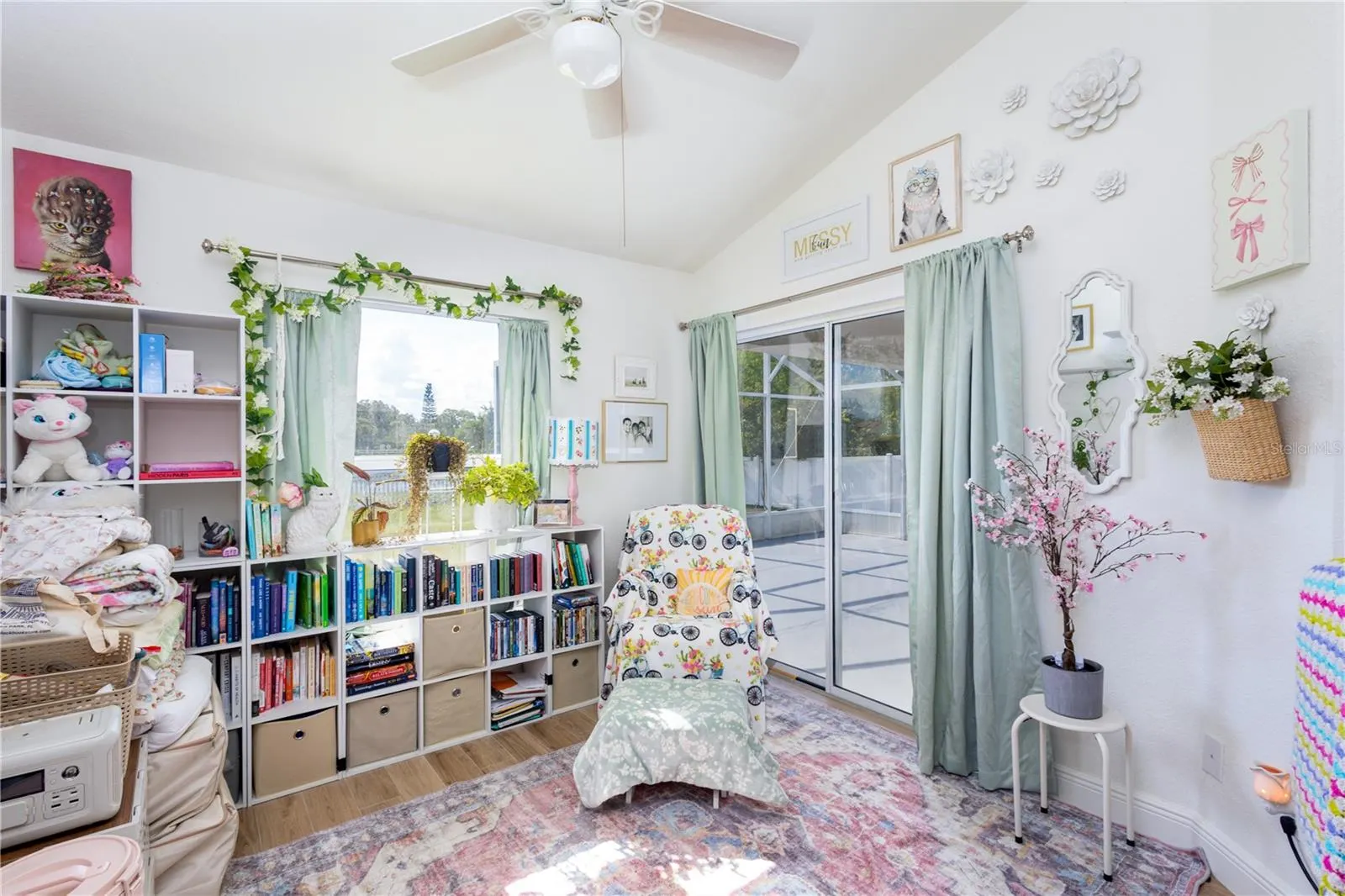 2902 CAROLINE VICTORIA CT