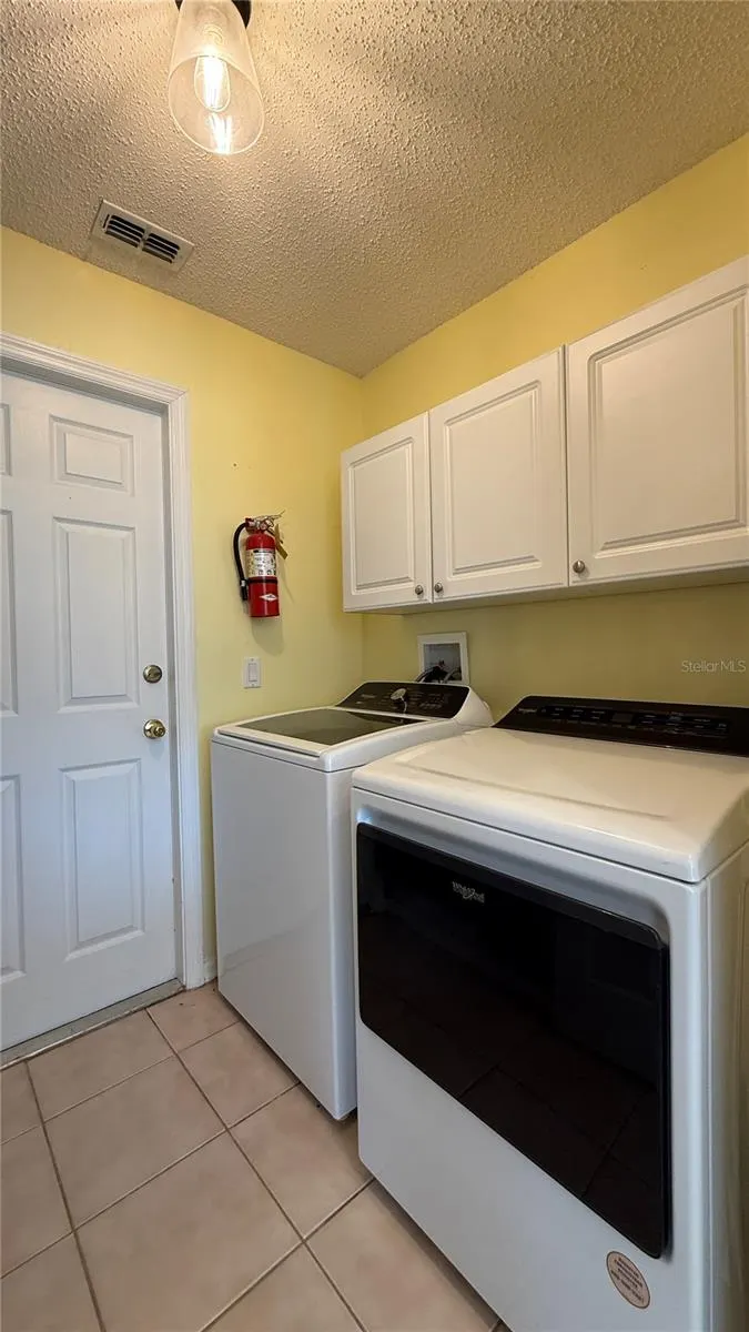 116 FOREST VIEW CT