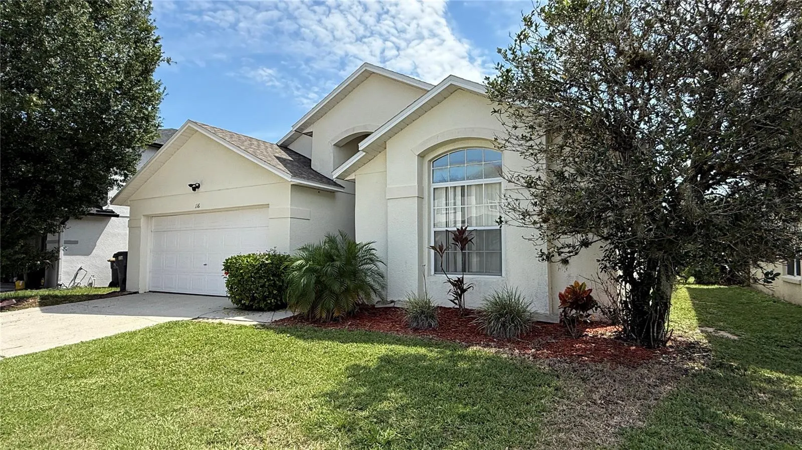 116 FOREST VIEW CT